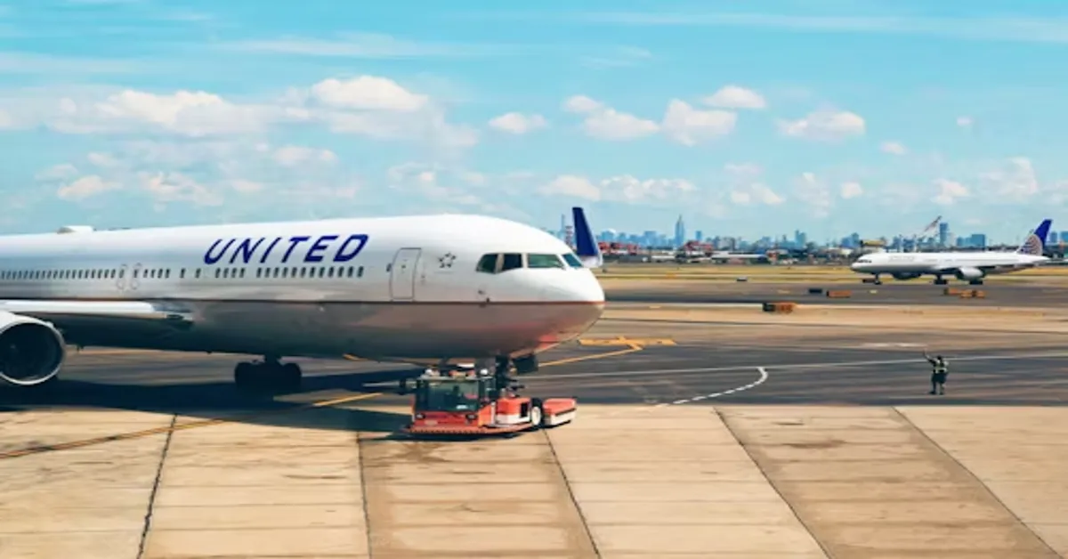 United Airlines Flight UA770 Emergency Diversion