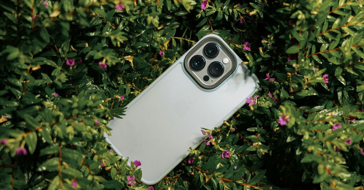 CDiPhone The Futuristic Concept Redefining the iPhone Experience
